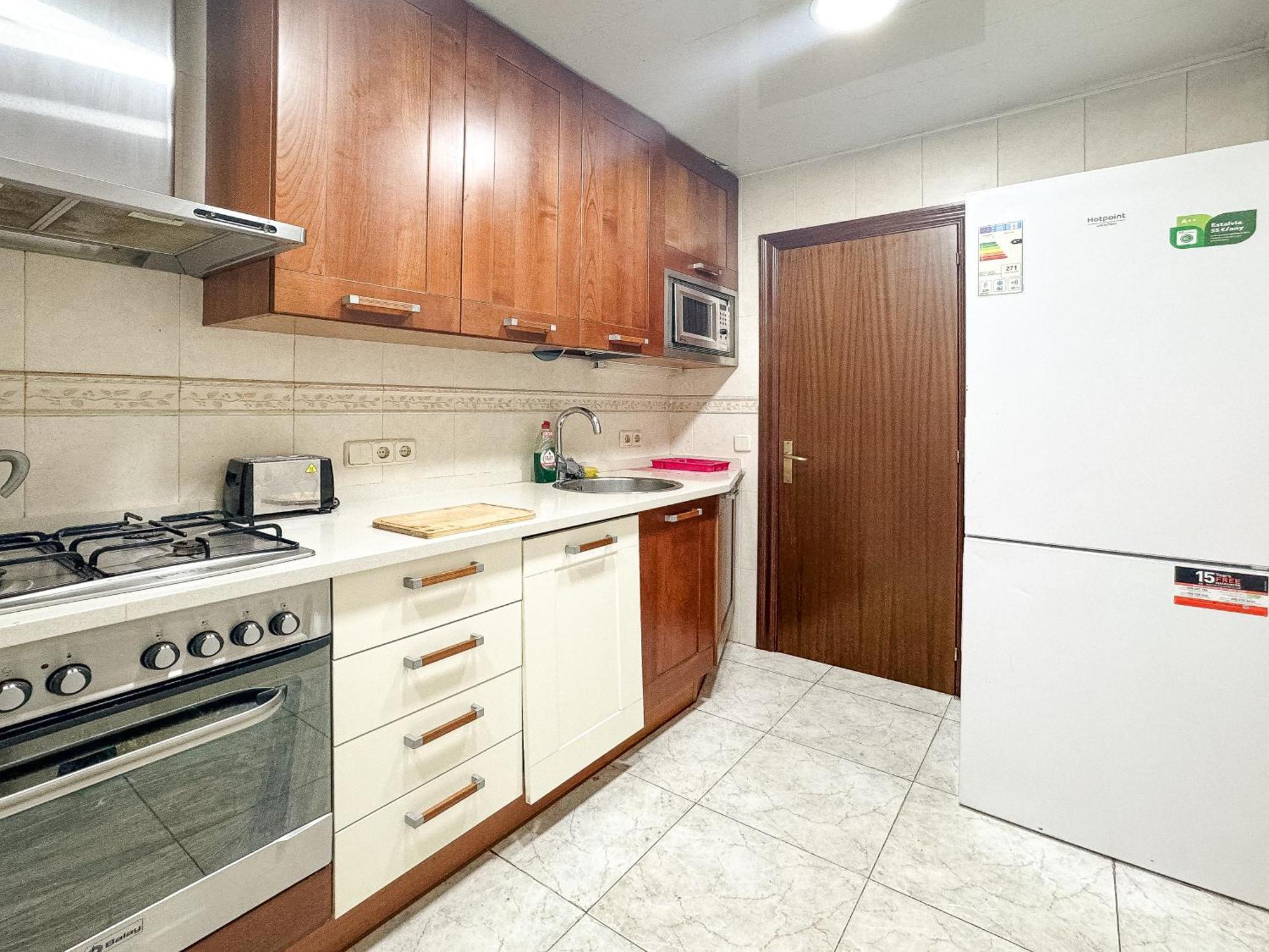 Charming Rooms In Shared Apartment Near Camp Nou Барселона Екстер'єр фото